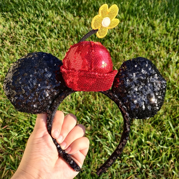 Disney Accessories - Disney Flower Pot Minnie Sequin Ears